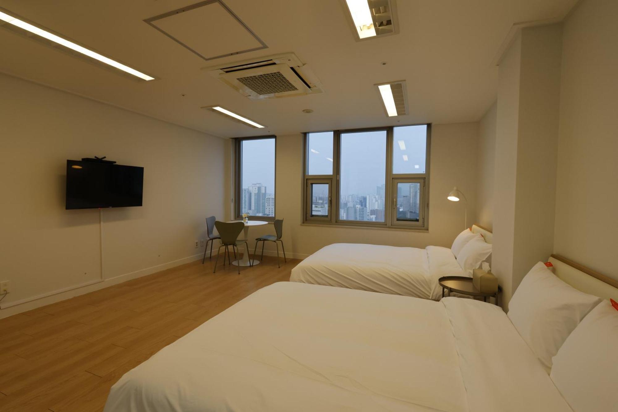 "Grand Opened" Maxtyle Guesthouse Dongdaemun Seul Quarto foto